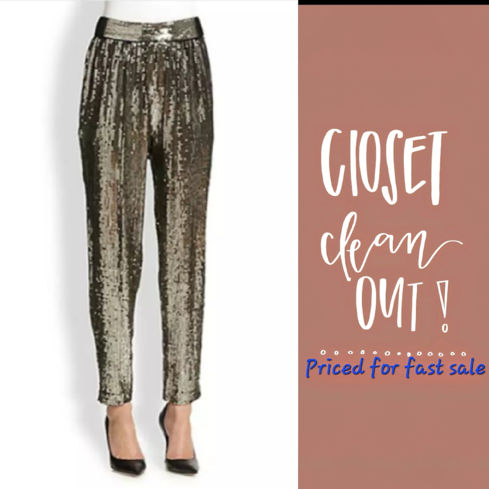 Alice + Olivia Silver Sequin Ankle Pants